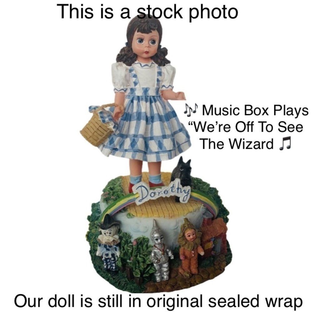 3 MADAME ALEXANDER DOLLS - Picture 4 of 16